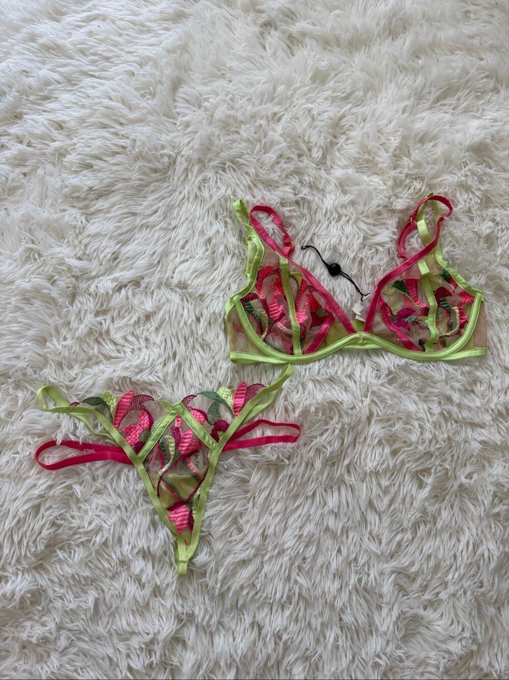 For love and lemons lingerie set 32C bra and XS underwear
